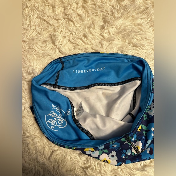 Left Coast Vibes Floral Shorts - Picture 5 of 7